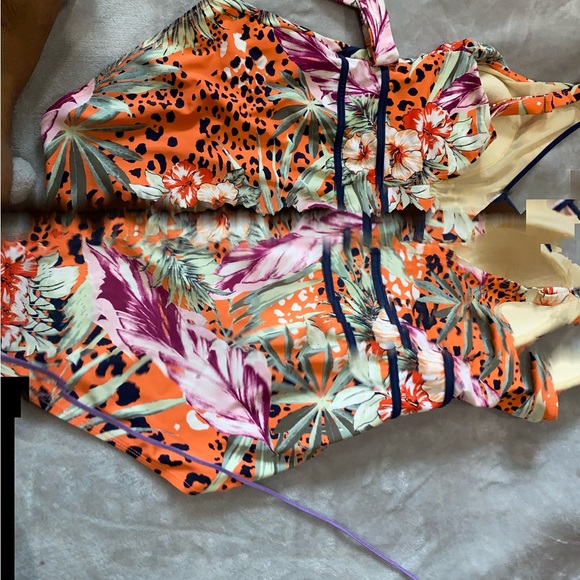 Roaman's 14W Tropical Faux-Wrap 1-Piece Swimsuit - Picture 5 of 8